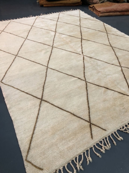 350x280cm Beni Ouarain Large Area Rug Brown Geometric Design