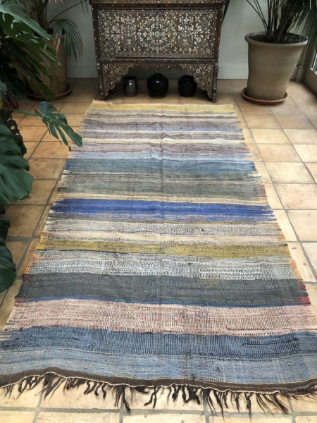 vintage midcentury kilim rug lightweight fabric